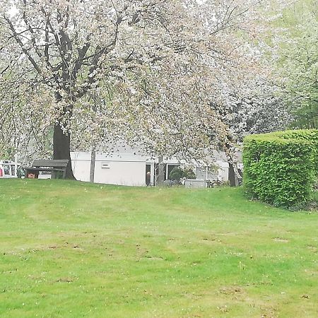 Rustige, Gelijkvloerse Vakantiewoning Met 2 Slaapkamers In Simpelveld, Zuid-Limburg Kültér fotó